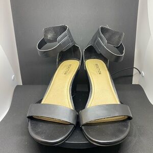 Reaction by Kenneth Cole Ava-Tastic Wedge Sandals Size 9
